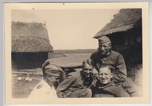 (F29102) Orig. Foto deutsche Soldaten in Punks (Polen) 1941