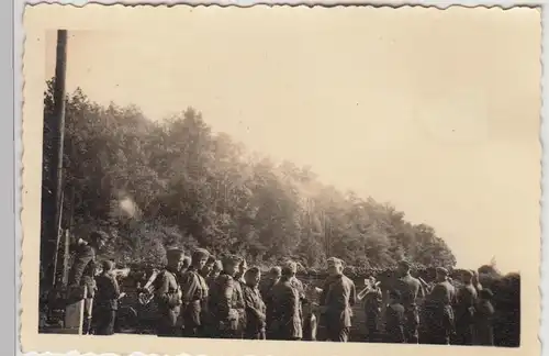 (F29078) Orig. Foto deutsche Soldaten im Freien, Musikkorps 1940