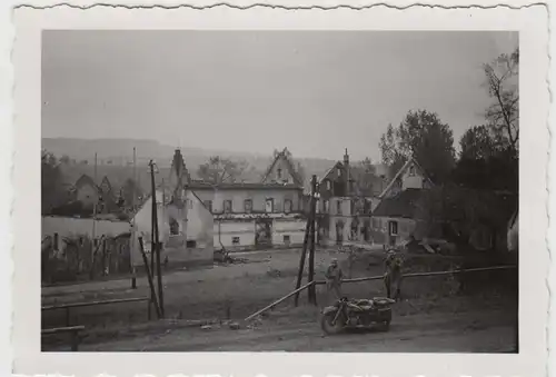 (F28987) Orig. Foto zerstörte Häuser in Walsheim 1939