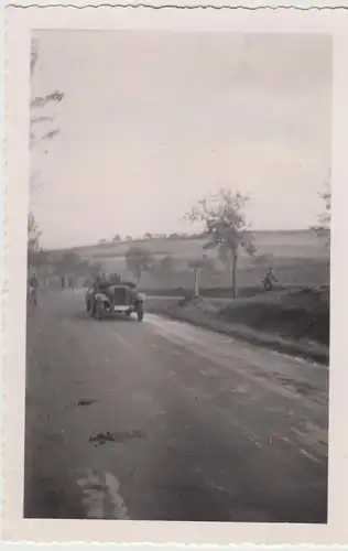 (F28986) Orig. Foto deutscher Militär-Pkw auf Straße 1939