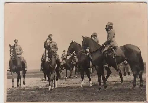 (F28966) 0Orig. Foto Flugplatz b. Oerlinghausen, Übergabe Regiment 25.4.1939