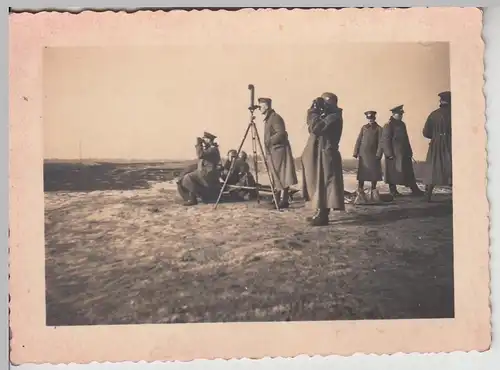 (F28946) Orig. Foto Soldaten in Buielefeld 1939, Feldübung m. Scherenfernrohr