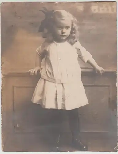 (F28769) Orig. Foto kleines Mädchen, Kabinettfoto 1930er