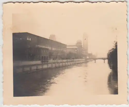 (F28619) Orig. Foto München, Isarpartie am Deutschen Museum 1930er