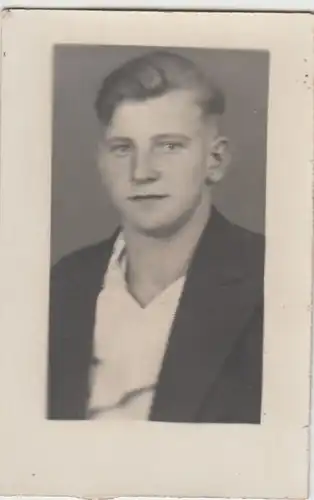 (F28455) Orig. Foto Porträt eines jungen Mannes Helmut 1930er