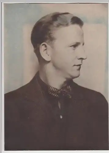 (F28442) Orig. Foto Porträt eines Mannes (20 J.) a. Magdeburg 1936