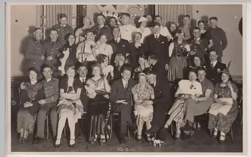 (F28367) Orig. Foto Gruppenbild z. Karneval in Stettin, Turnklub 1936