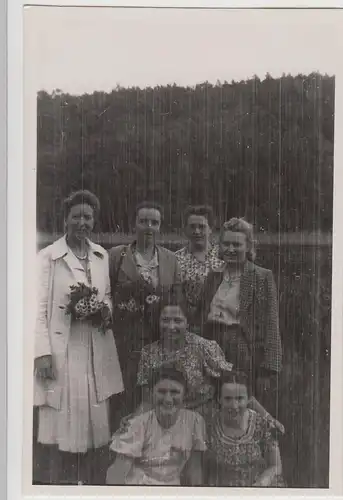 (F28153) Orig. Foto junge Damen am Tiefensee 1941
