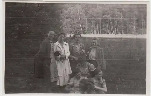 (F28152) Orig. Foto junge Damen am Tiefensee 1941
