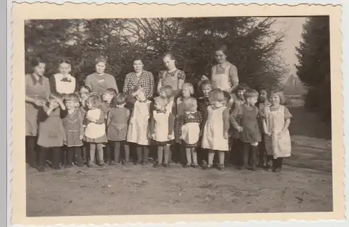 (F28135) Orig. Foto Kinder, Kindergärtnerinnen in Burgwedel 1939