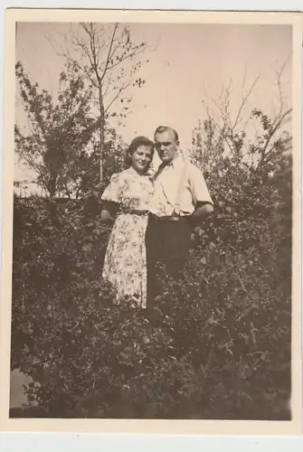 (F27934) Orig. Foto Paar im Freien 1940