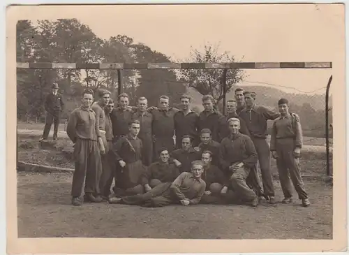 (F27653) Orig. Foto Soldaten in Marienberg, R.A.D. 4/250, 1934/35
