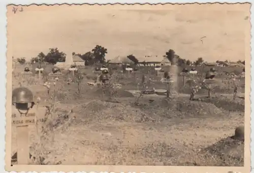 (F27582) Orig. Foto Berislaw, ????????, deutscher Soldatenfriedhof 1941