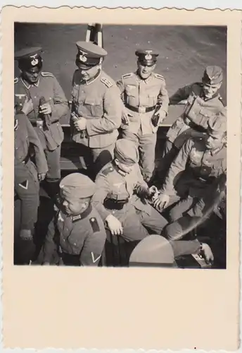 (F27289) Orig. Foto deutsche Soldaten a. Boot bei Koblenz 1938
