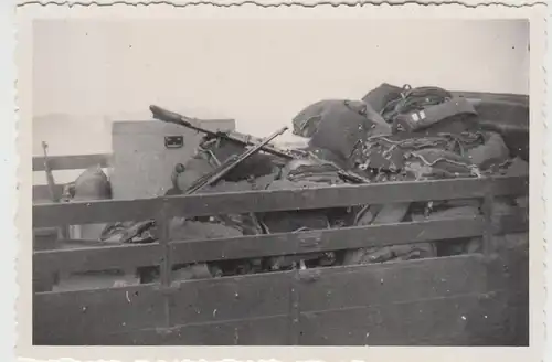 (F27268) Orig. Foto Marschgepäck, MGs a.d. Lkw-Ladefläche 1938