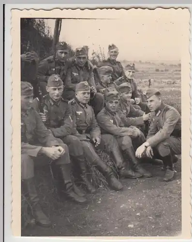 (F27231) Orig. Foto deutsche Soldaten a. einem Schießstand, Pause 1938