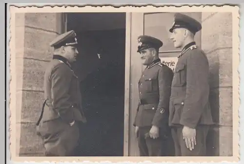 (F27215) Orig. Foto deutsche Soldaten vor einem Stabsgebäude 1938