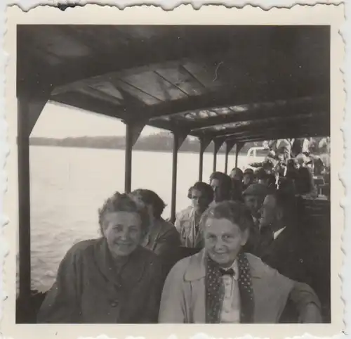 (F27171) Orig. Foto Personen im Boot auf der Müritz 1957