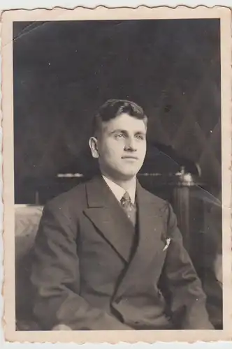 (F27000) Orig. Foto Porträt junger Mann, 1930er