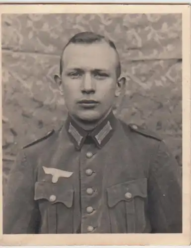 (F26930) Orig. Foto Porträt deutscher Soldat 1937