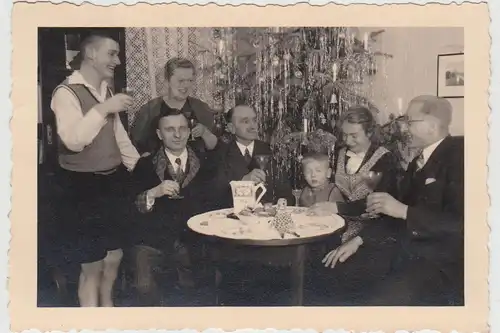 (F26921) Orig. Foto Sylvesterfeier am Weihnachtsbaum 1937/38