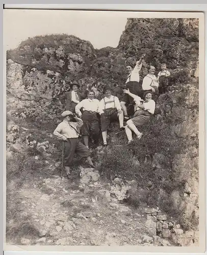 (F26901) Orig. Foto Osternohe, Personen klettern auf Felsen 1929