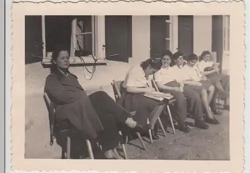 (F26559) Orig. Foto Höfen bei Reutte, Frauen im R.A.D.-Lager 1941