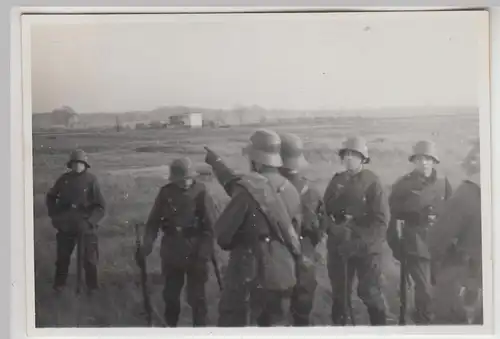 (F26344) Orig. Foto deutsche Soldaten bei der Gefechtsausbildung 1935