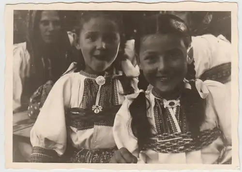 (F26271) Orig. Foto Zagreb, Kinder Mädchen in Tracht 1941