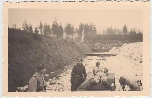 (F26229) Orig. Foto deutsche Soldaten a.d. Schießplatz 1940