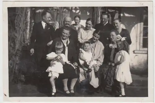 (F25969) Orig. Foto Personen im Freien, Gruppenbild 1929