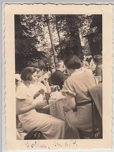 (F25825) Orig. Foto Gotha, gut besetztes Gartenlokal, Ausflugslokal 1934