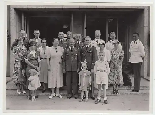 (F2569) Orig. Foto Familienfoto Luftwaffe-Angehöriger H.R.Wisner, Juni 1938