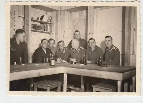 (F2547) Orig. Foto 2.WK, Luftwaffe-Stellung, Besprechnungsraum, 1940er