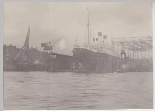 (F25024) Orig. Foto Hamburg, Dampfer im Hafen, Werft 1934
