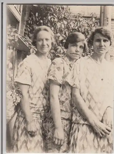 (F24928) Orig. Foto Frauen auf dem Balkon 1926