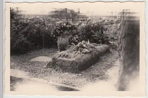 (F24598) Orig. Foto Günnigfeld, Grab a.d. Friedhof 1930er