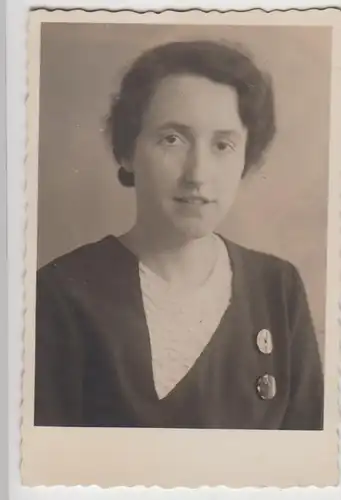 (F24365) Orig. Foto Porträt junge Frau, Berlin 1940