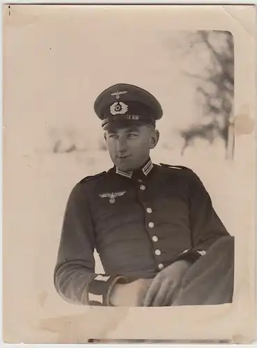 (F24360) Orig. Foto deutscher Soldat im Freien 1942