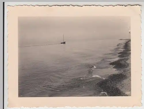 (F24343) Orig. Foto Warnicken Lesnoje, Boot am Strand 1931