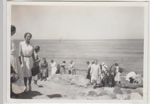 (F24339) Orig. Foto Kurisches Haff, Personen am Strand v. Warnicken Lesnoje 1931