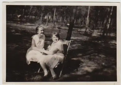 (F24323) Orig. Foto junge Frauen im Liegestuhl 1930