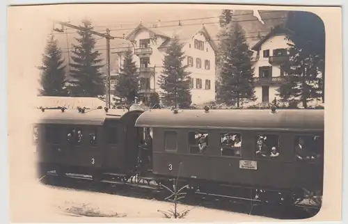 (F23987) Orig. Foto Hallthurm, Personenzug vor Erholungsheim 1928