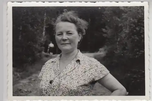 (F23898) Orig. Foto Frau im Freien >Am Scharfenstein< 1958