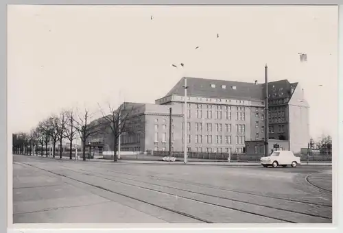 (F23772) Orig. Foto Leipzig, Deutsche Bücherei mit Anbau 1960er