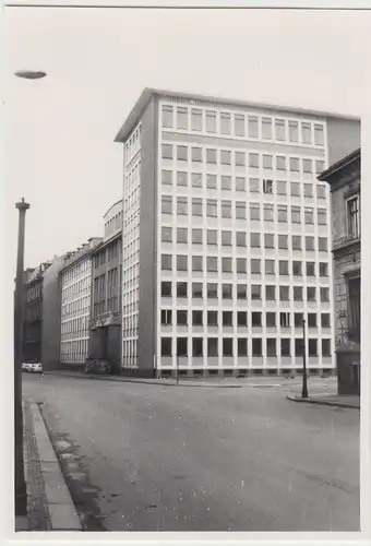 (F23702) Orig. Foto Leipzig, Deutsche Blindenbücherei, Kopfbau Haus 9, 1960er