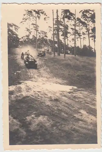 (F23697) Org. Foto Ausbildung Soldaten, Hindernisfahrt m. Pkw u. Motorrad 1930er