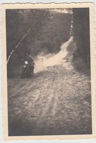 (F23692) Orig. Foto Ausbildung Soldaten, Hindernisfahrt m. Motorrad 1930er