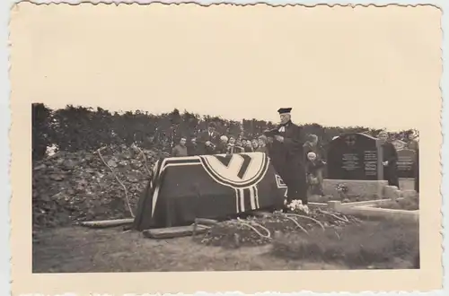 (F23647) Orig. Foto Beerdigung eines deutschen Soldaten 1930er