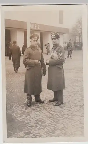 (F23606) Orig. Foto deutsche Soldaten vor e. Halle 2, Berlin, Potsdam 1930er